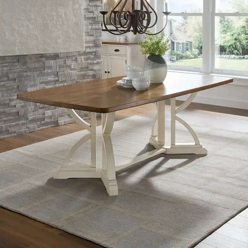 Table à manger Eleanor 78 po avec plateau en chêne et piètement imbriqué, par