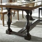 Table de salle à manger Eleanor 198 cm en chêne avec piètement à tréteaux à pieds tournés par