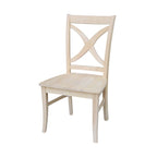 Chaises de salle à manger à dossier en X en bois massif, deux chaises par ensemble.