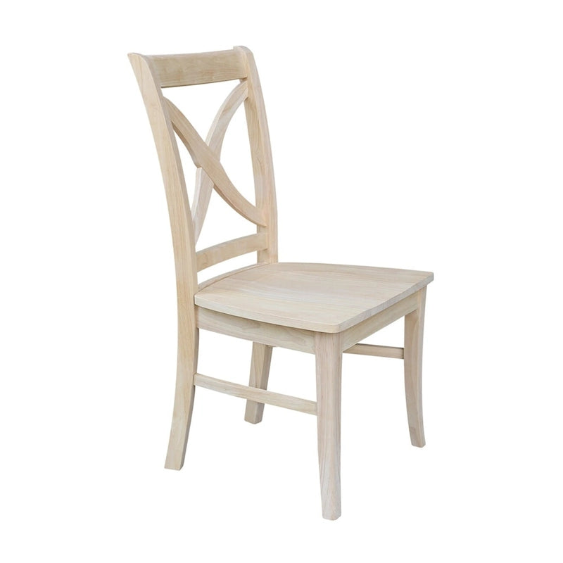 Chaises de salle à manger à dossier en X en bois massif, deux chaises par ensemble.