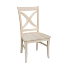 Chaises de salle à manger à dossier en X en bois massif, deux chaises par ensemble.