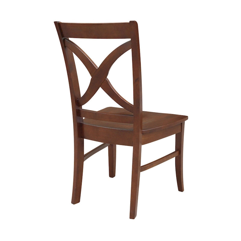 Chaises de salle à manger à dossier en X en bois massif, deux chaises par ensemble.